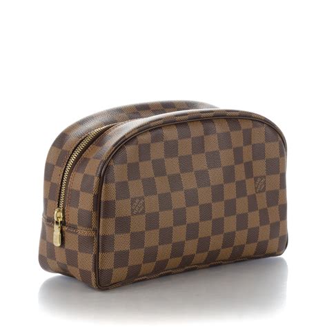 louis vuitton toilettas men|Louis Vuitton toiletry pouch 15.